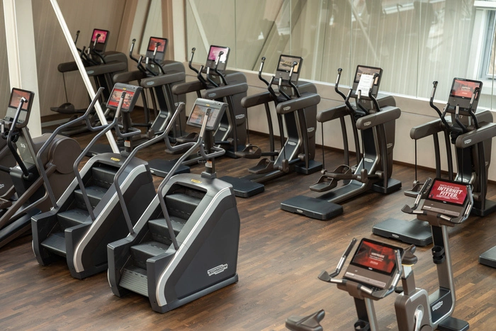 Ab Mitte März trainieren Mitglieder auf Cardio-Geräten der neuesten Generation