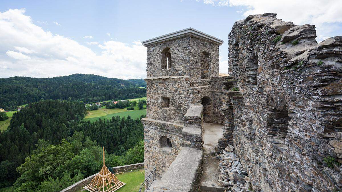 Der Klimadialog findet auf der Burgruine Glanegg statt