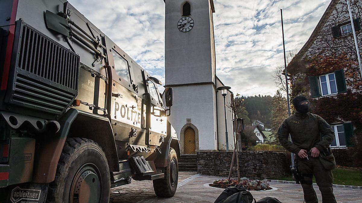 Polizeipräsenz prägte den Allerheiligentag in Stiwoll