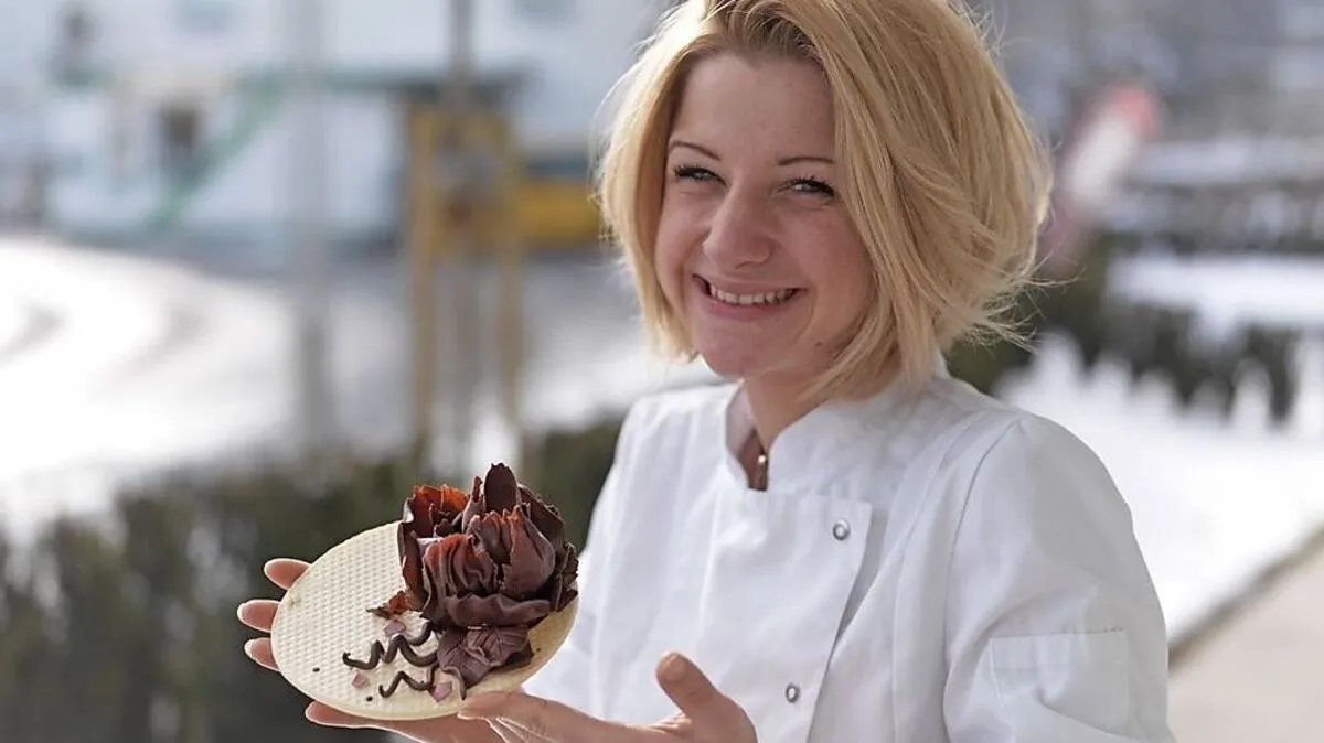 Suna Robatscher eröffnet Backstube "Törtchenprinzessin".
