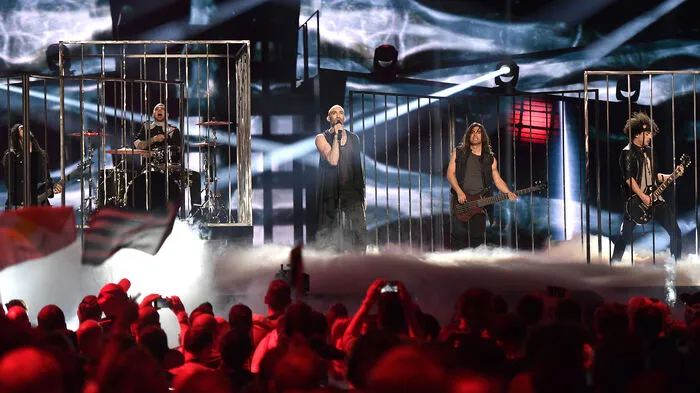 Für Zypern zog die Band Minus One mit der Nummer "Alter Ego" ins Finale ein. 