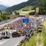 Rund 4500 Menschen kamen am Samstag zur Demonstration auf der Brennerautobahn