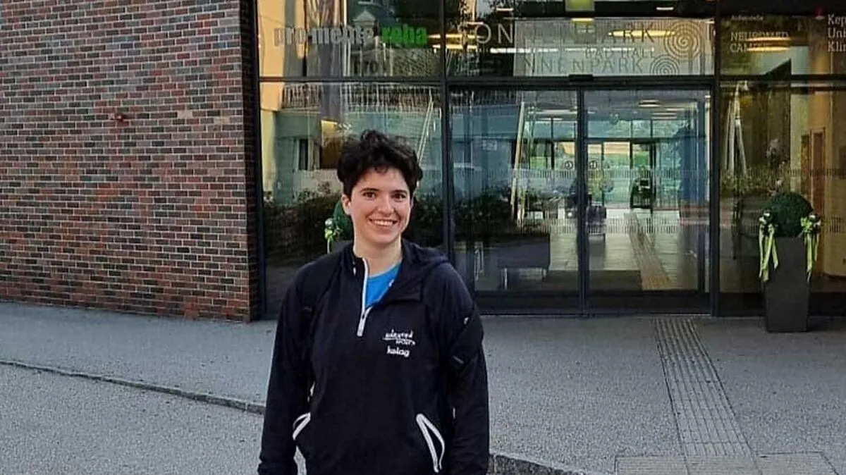 Jenny Ertl vor dem Sonnenpark in Bad Hall