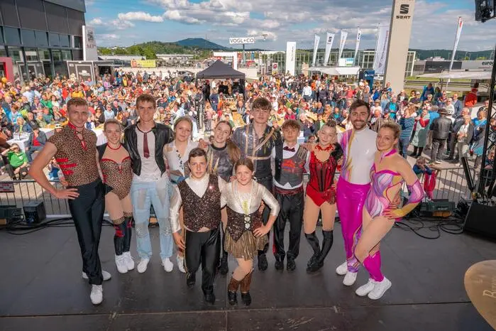 „Die Edlseer“ spielten auf, „Petutschnig Hons“. unterhielt und die Tänzerinnen und Tänzer des Vereins „New Rock Generation“ sorgten für staunende Gesichter.