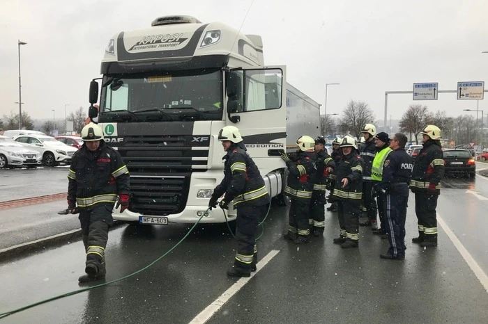 Tags darauf hielt ein Brandmeldealarm im Krankenhaus Oberwart die Feuerwehrleute auf Trab.