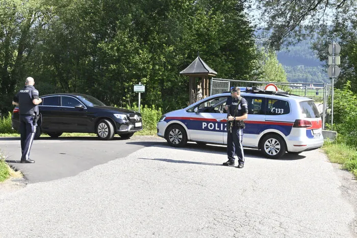 Derzeit läuft eine Großfahndung der Polizei.