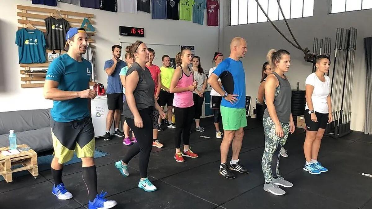 Nicole (35) mit ihrem Mann Jörg Mitter (35), die gemeinsam eine Crossfitbox in Leoben eröffnet haben 