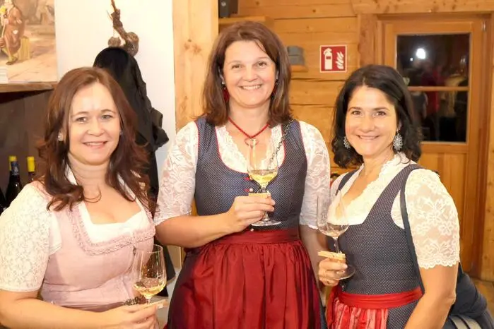 Ein Video von der Landesweintaufe 2025 gibt es auf Facebook Kleine Zeitung St. Veit/Feldkirchen zu sehen! Klicken Sie sich durch die Fotogalerie!