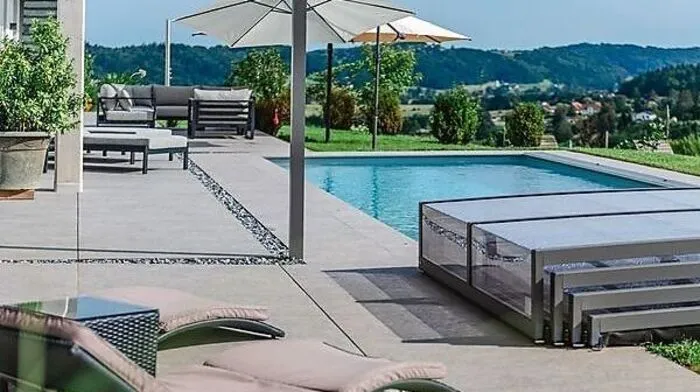 Ein eigener Pool ist die Krönung einer jeden Immobilie, denn kaum eine andere Investition wertet ein Grundstück so auf und bereitet noch dazu pure Lebensfreude