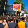 Ein Warnstreik bei Lenzing in Oberösterreich am 28. Mai. „Wir arbeiten nicht für Almosen“