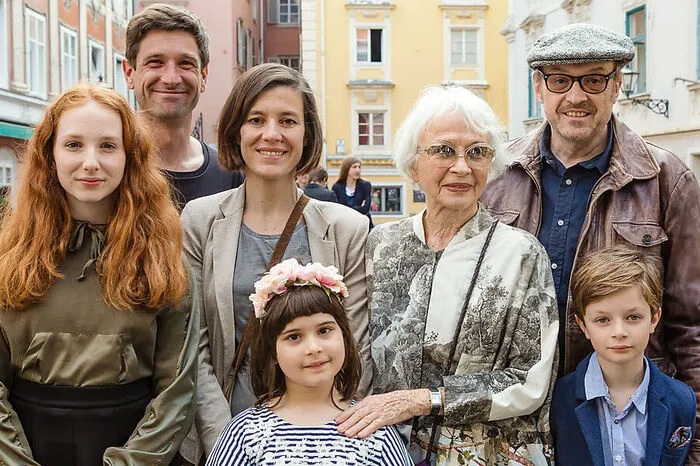 In Graz verortet ist die Stadtkomödie "Die Norlüge" u.a. mit Josef Hader und Pia Hierzegger. Stadtkomödien sollen - wie schon die Landkrimis - in jedem Bundesland entstehen.
