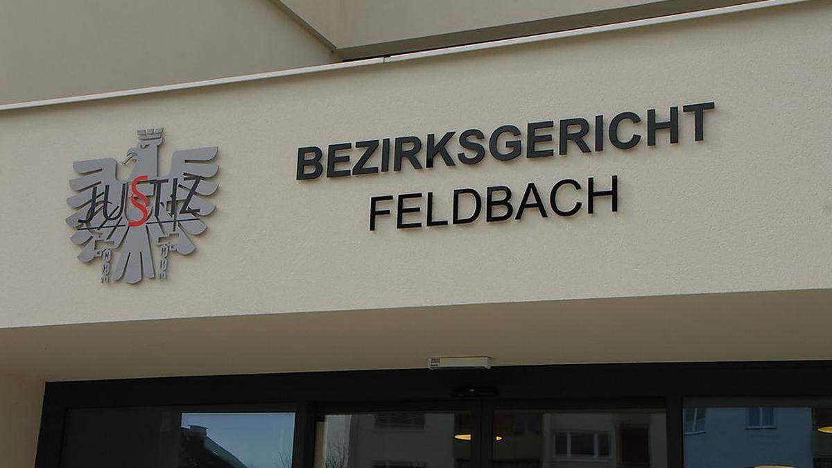 Um gefladerte Getränkekisten ging es am Bezirksgericht Feldbach