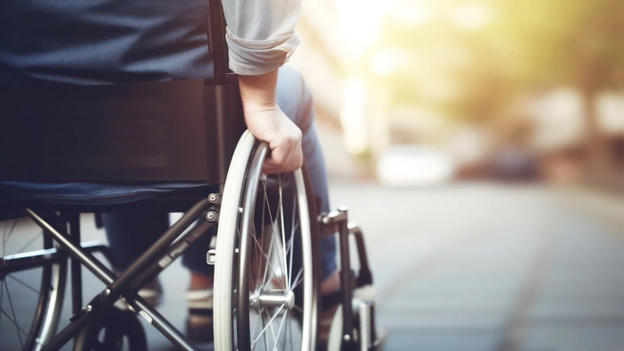 Wurde eine Kärntnerin falsch behandelt? Seit dem Aufenthalt im Klinikum ist sie auf einen Rollstuhl angewiesen
