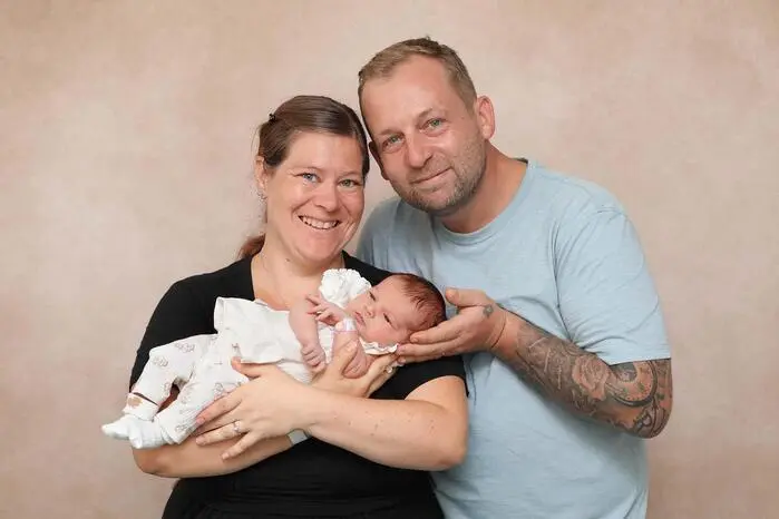 Am 16. August um 12:34 Uhr wurde das Glück von Regina und Dominik Donner aus Gersdorf an der Feistritz vollkommen. Olivia erblickte mit 3720 Gramm und 53 Zentimetern das Licht der Welt.