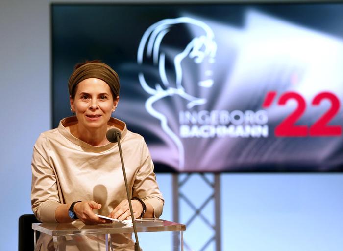 Anna Baar bei ihrer „Klagenfurter Rede“ zur Eröffnung des Bachmann-Preises 2022