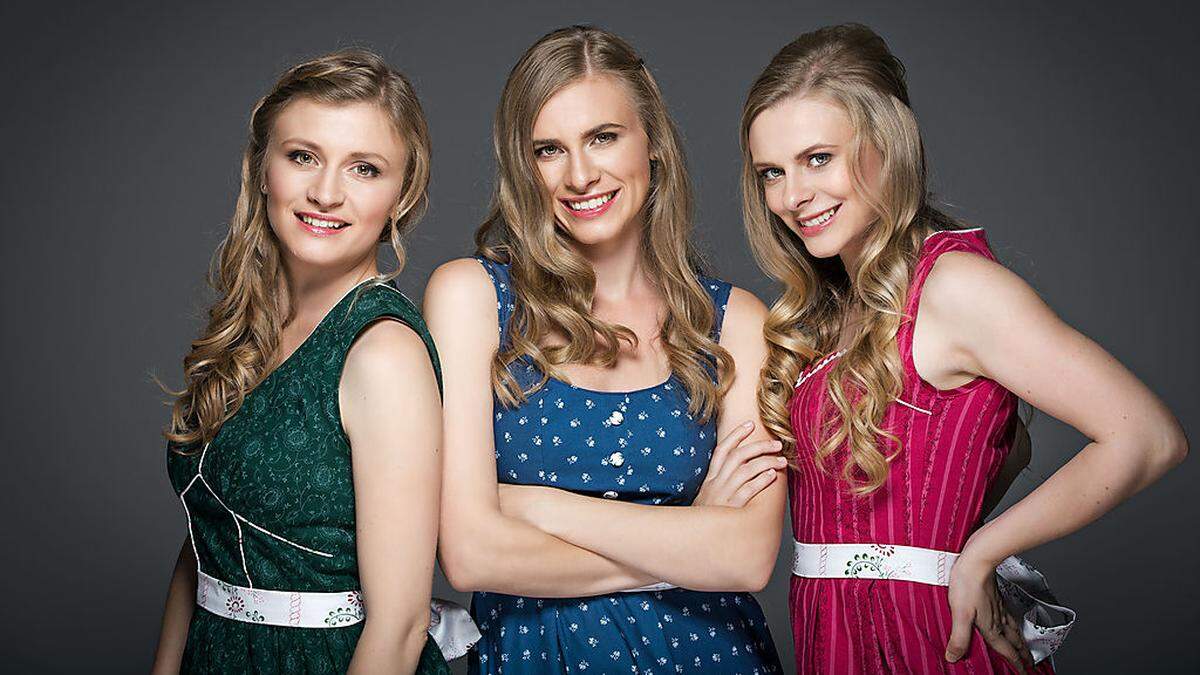 Stefanie (27), Christina (24) und Magdalena (20) Poxrucker