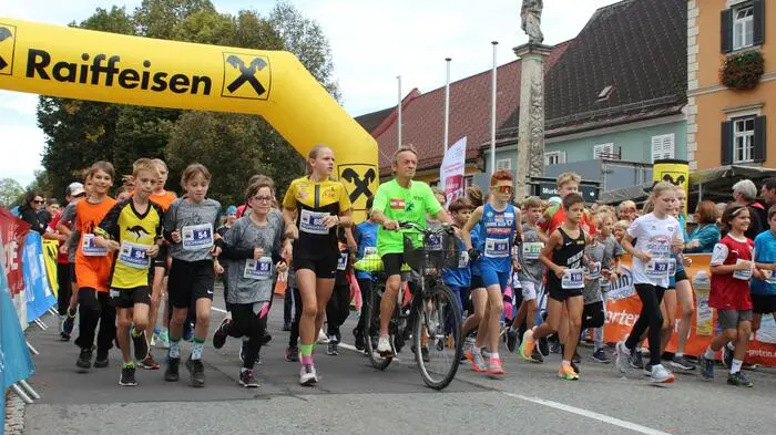 Kürzlich ging der neunte Murecker Aulauf über die Bühne. Trotz anfänglich trüben Wetters ließen sich die Sportlerinnen und Sportler nicht unterkriegen