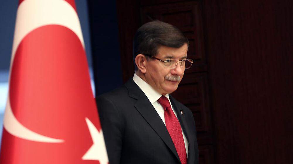 Ahmet Davutoglu verhandelt am Gipfel für die Türkei