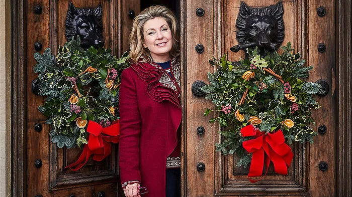 Lady Fiona Carnarvon führt durch Highclere Castle