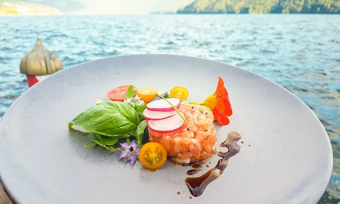 kulinarischen Köstlichkeiten aus der Region, modern interpretiert durch Chefkoch Christian Unterzaucher