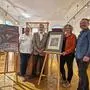 Daniela Gaich, Claus Deutsch (beide ÖVG), Historiker Ernst Lasnik, Künstlerin Renate Brandstätter und Rupert Oswald (ÖVG, von links) mit Werken von Arnulf Rainer und Alfred Kubin
