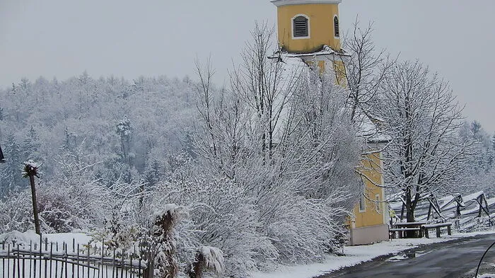 "Der Winter zeigt sich noch einmal von seiner schönsten Seite", schreibt Leserreporterin Rosi Loder.