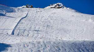 Am Gletscher soll bald wieder Betrieb sein - zumindest für die österreichischen Skifahrer 