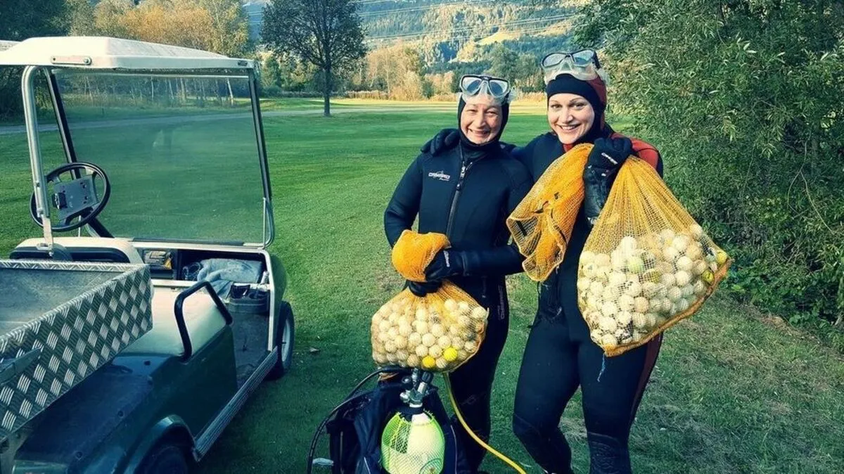 3900 golfbälle holten die Taucher heuer an die Oberfläche