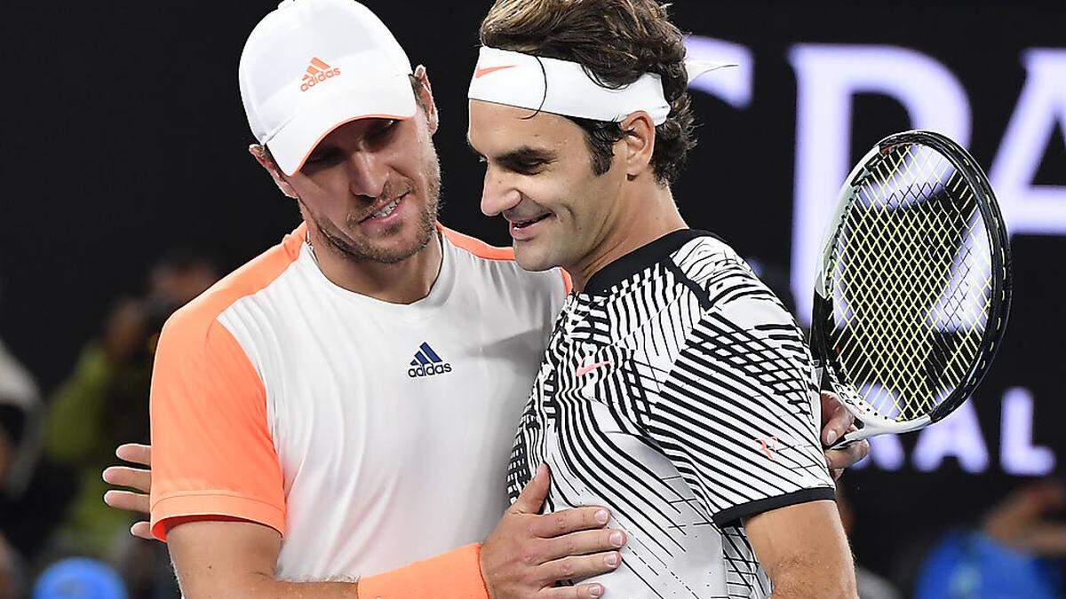 Roger Federer (rechts) steht im Semifinale von Melbourne