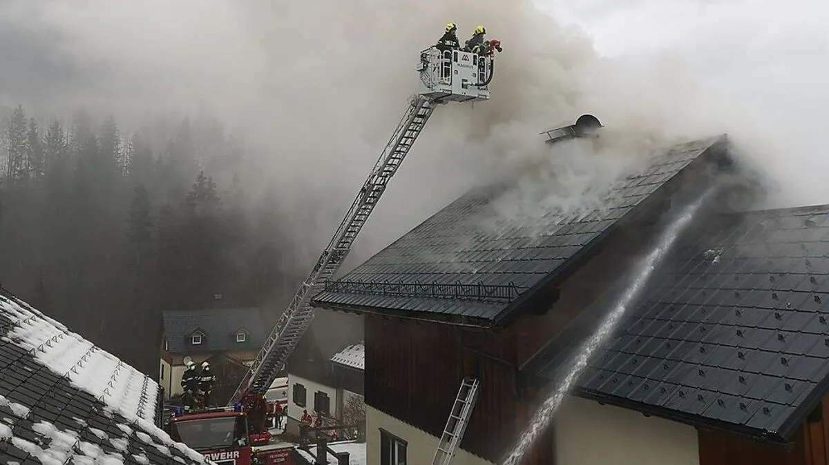 Fünf Feuerwehren standen stundenlang im Einsatz