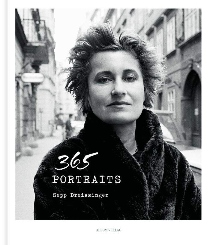 Elfriede Jelinek auf dem Cover 
