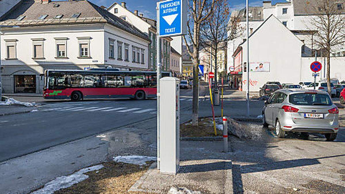880.000 Euro nahm die Stadt Villach 2018 durch Parkgebühren und Strafen ein. 90.000 Euro würde sie durch die Neuregelung verlieren