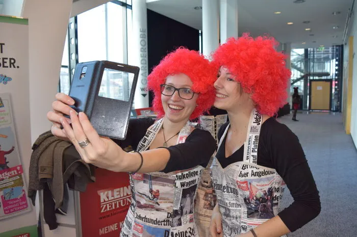 210 Mini-Narren begeisterten in 17. Programmpunkten.