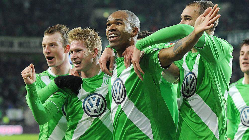Die Spieler des VfL Wolfsburg möchten heute auch für ihren verstorbenen Kameraden Junior Malanda jubeln