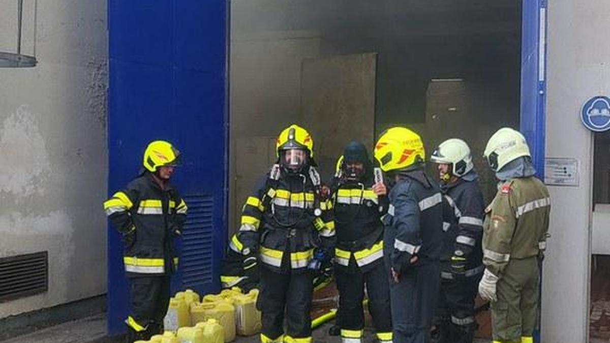 Am Montag gegen 18.30 Uhr kam es zu dem folgenschweren Brand bei Stoelzle Oberglas