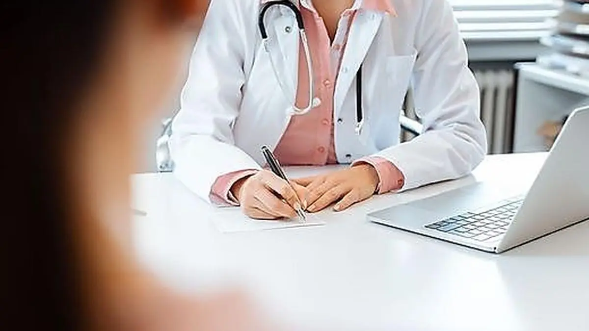 Patienten bewerten Arztbesuche auf "DocFinder" - daraus ergibt sich das Ranking