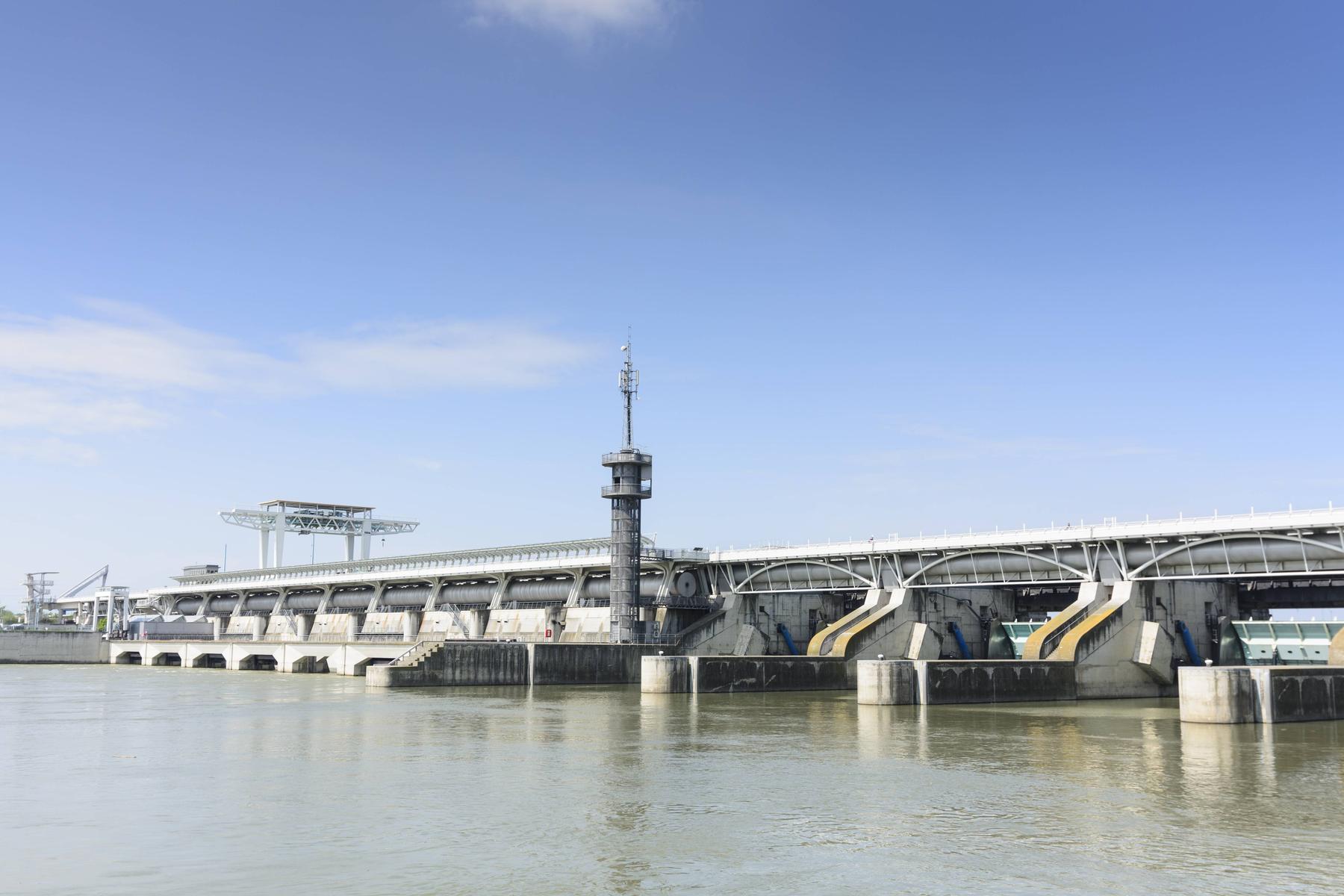 Avstrijski Verbund z manjšim dobičkom kljub stabilni prodaji po devetih mesecih