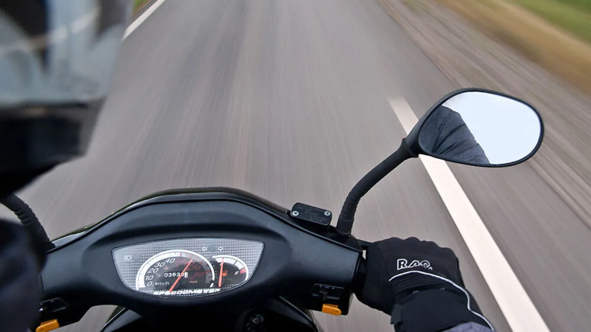 Der Motorradlenker wurde durch den Aufprall leicht verletzt (Sujetbild)