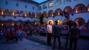 Die Kulturförderung fließt zum Beispiel in das Sommerkino im Burghof