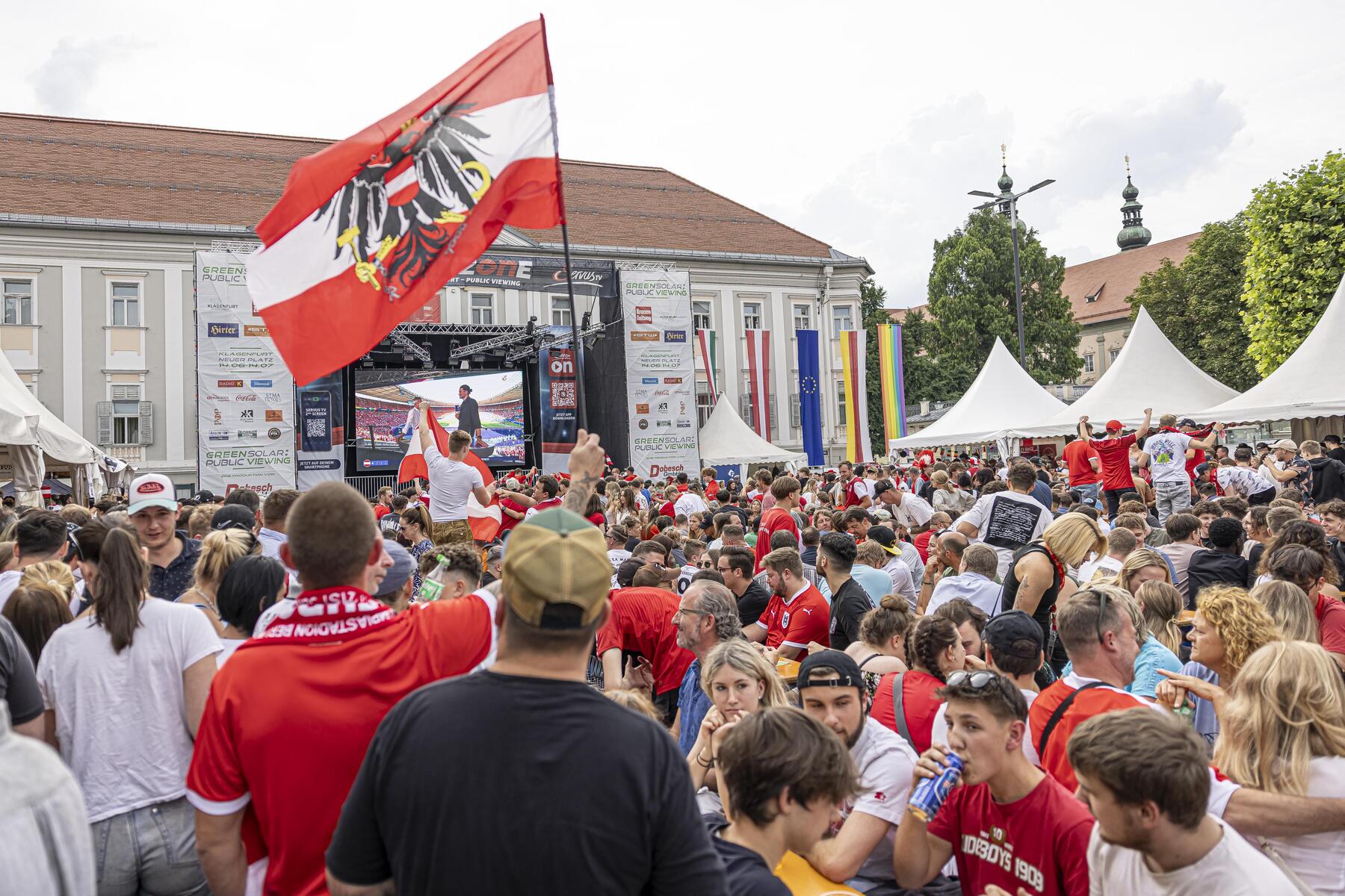 Vom Park bis zur Party um 4 Uhr: Wo man die Fußball-WM verfo