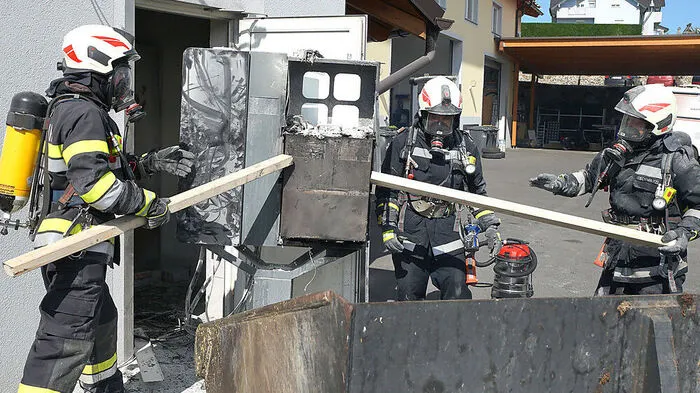 Die Feuerwehren Petersdorf II, Breitenbuch und Tieffernitz waren im Einsatz