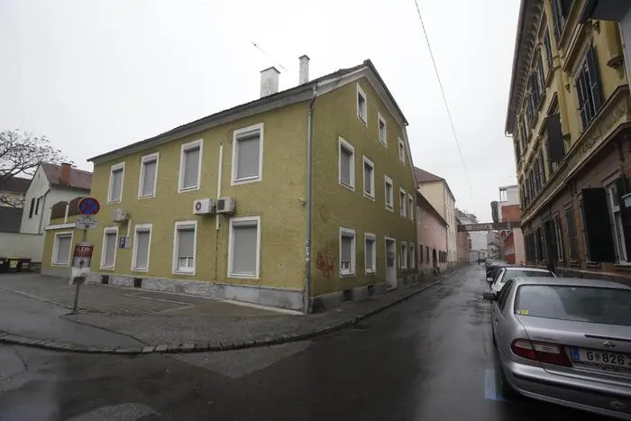 In diesem Laufhaus kam es im Jahr 2010 zur Bluttat.