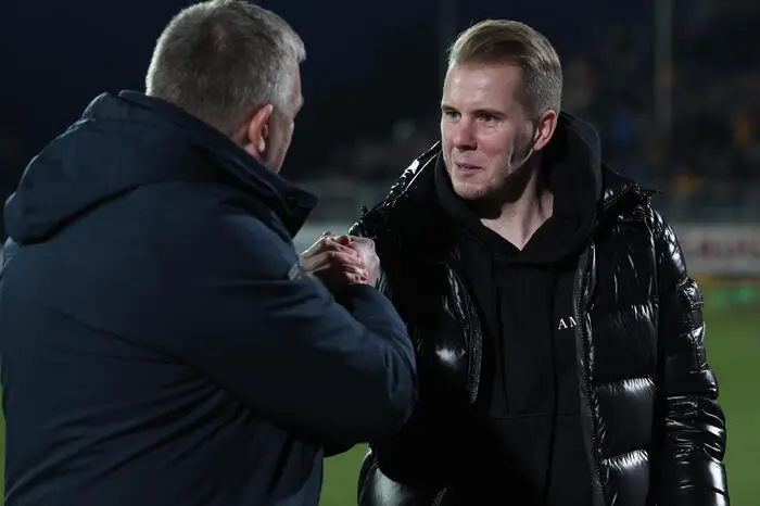 APRIL: In Hartberg wird eine Scouting-Abteilung gegründet, die von Andreas Lienhart und Rene Swete betrieben wird. Erster Goldgriff: Maximilian Entrup.