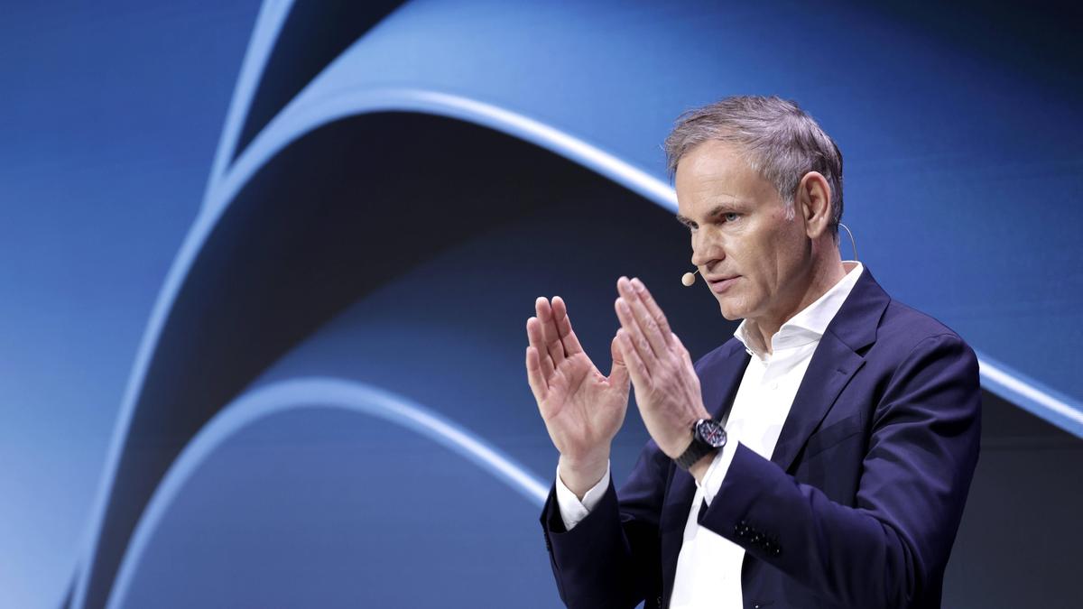 Oliver Blume, Vorstandsvorsitzender der Volkswagen Group: mittendrin im Spannungsfeld