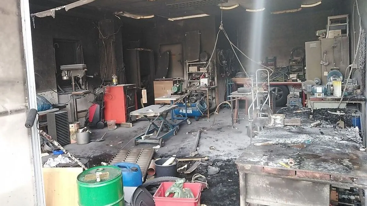 Die FF Schölbing wurde zu einem Werkstattbrand gerufen