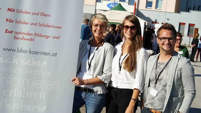 Unter dem Slogan „Lehre on Air“ lud die Berufs- und Bildungsorientierung erstmals zur Fachmesse auf den AMS-Parkplatz in Wolfsberg – im Auftrag des Arbeitsmarktservice und des Landes Kärnten.
