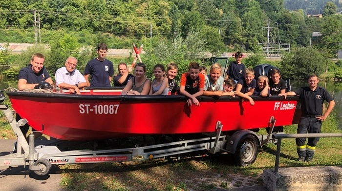 Die Jugendbetreuer und –ausbildner Fabian Mitterhuber, Manuel Kühbacher, Martin Wilfling, Bernhard Reinwald und Fabian Reisner hatten ein umfangreiches Programm für die 24 Stunden-Übung der Feuerwehrjugend von Leoben-Stadt und Leoben-Göss vorbereitet.  