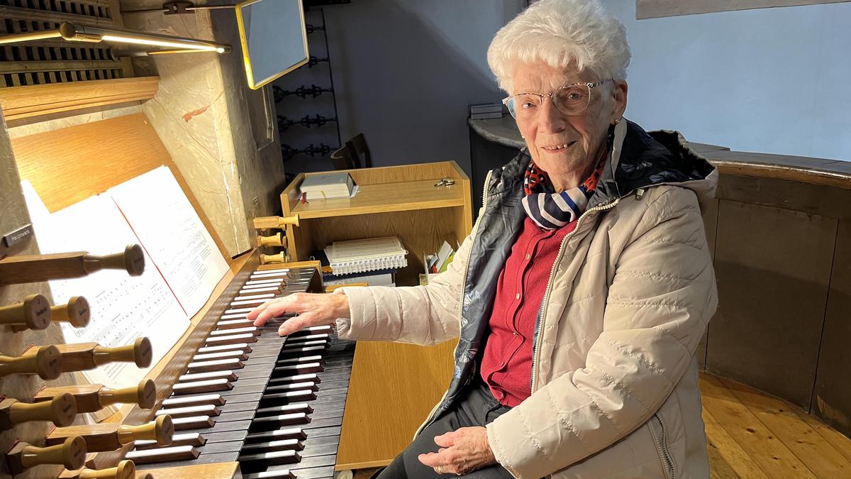 Maria Puchleitner wird auch mit 90 noch nicht müde, Orgel zu spielen