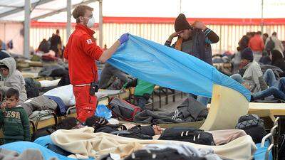 Das Rote Kreuz war und ist immer noch in der Flüchtlingshilfe aktiv
