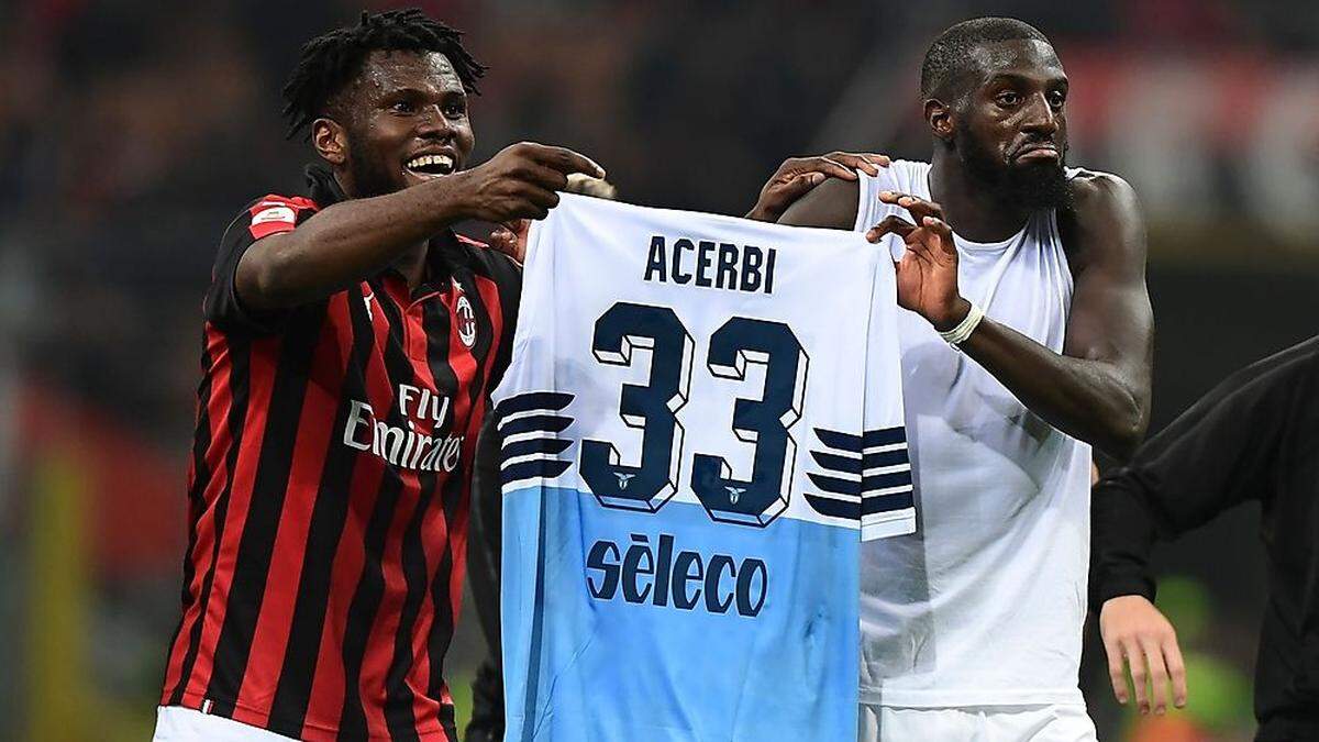 Tiemoue Bakayoko und Franck Kessie mit Acerbis Trikot